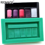 Eyeshadow Kid Mold